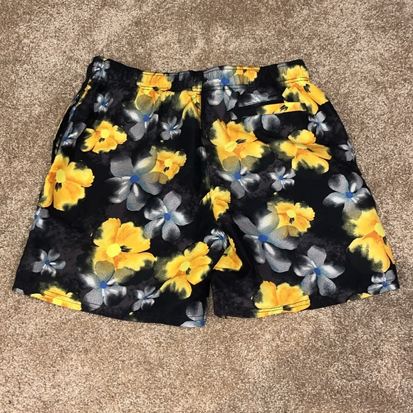 ISLAND HAZE - Picture 5 of 5